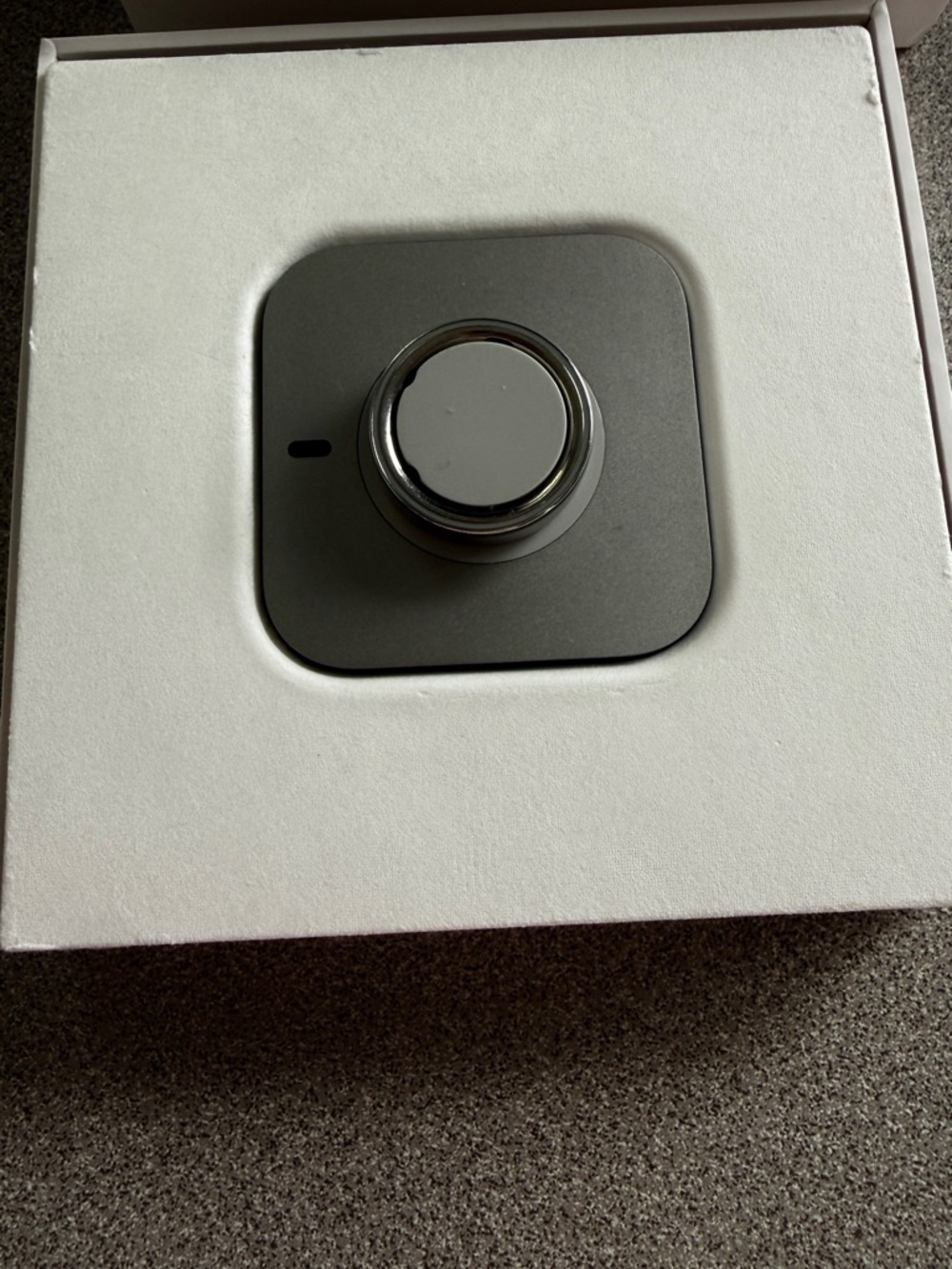 Oura Ring 4 Silver - Oura - Picture 2 of 6